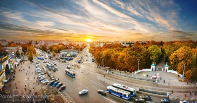Панорама города Винница. Вид на микрорайон Вишенка, пл.Урожай, мед университет Пирогова